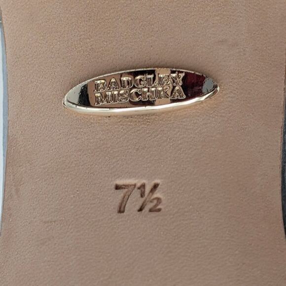 Badgley Mischka Rider Embellished Ankle Strap Sandal Whisper Blue Sz US7.5 EU38 - Picture 10 of 12